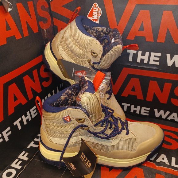 Vans Men\'s 8.5/Women\'s 10 Ultrarange Exo MTE-2 All Weather Boots Taos Taupe Blue